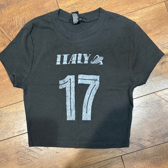 Forever 21 Black Italy 17 Womens Tee - Picture 3 of 9